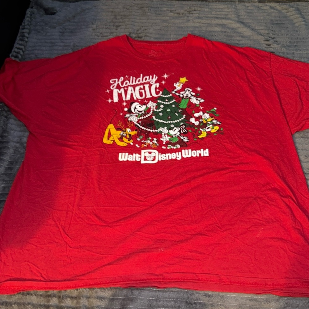 Disney Christmas shirt XXL